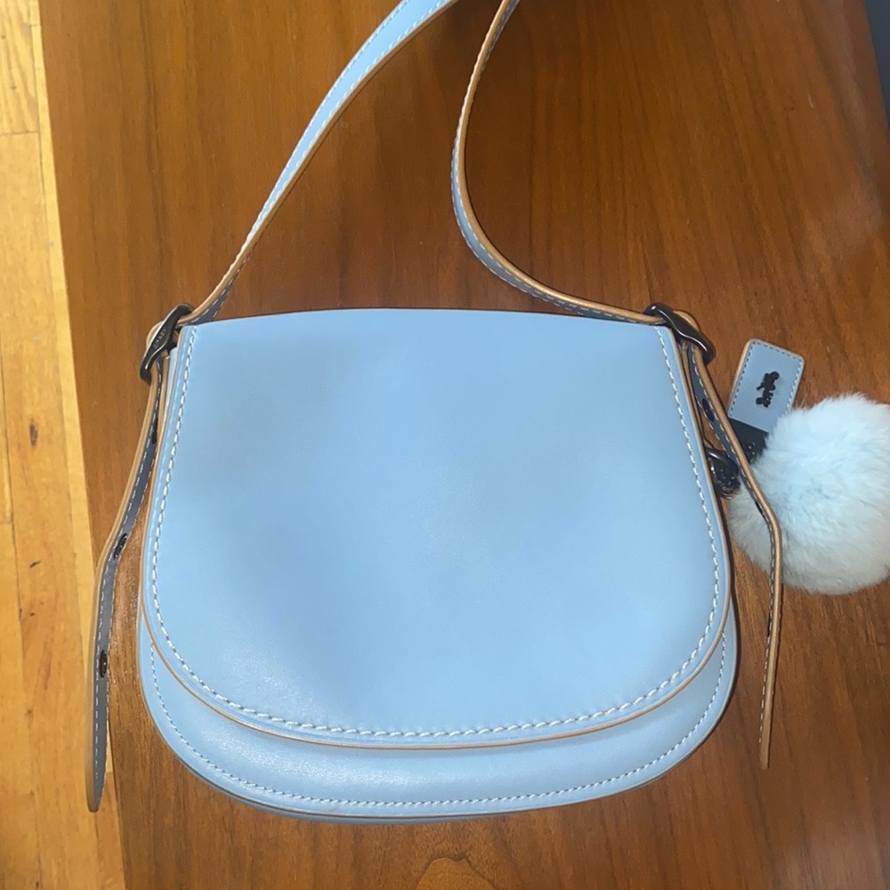 Blue leather Coach crossbody/shoulder bag!